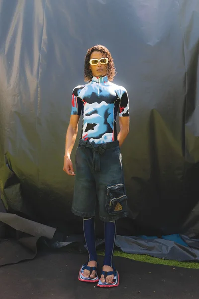 Look 13